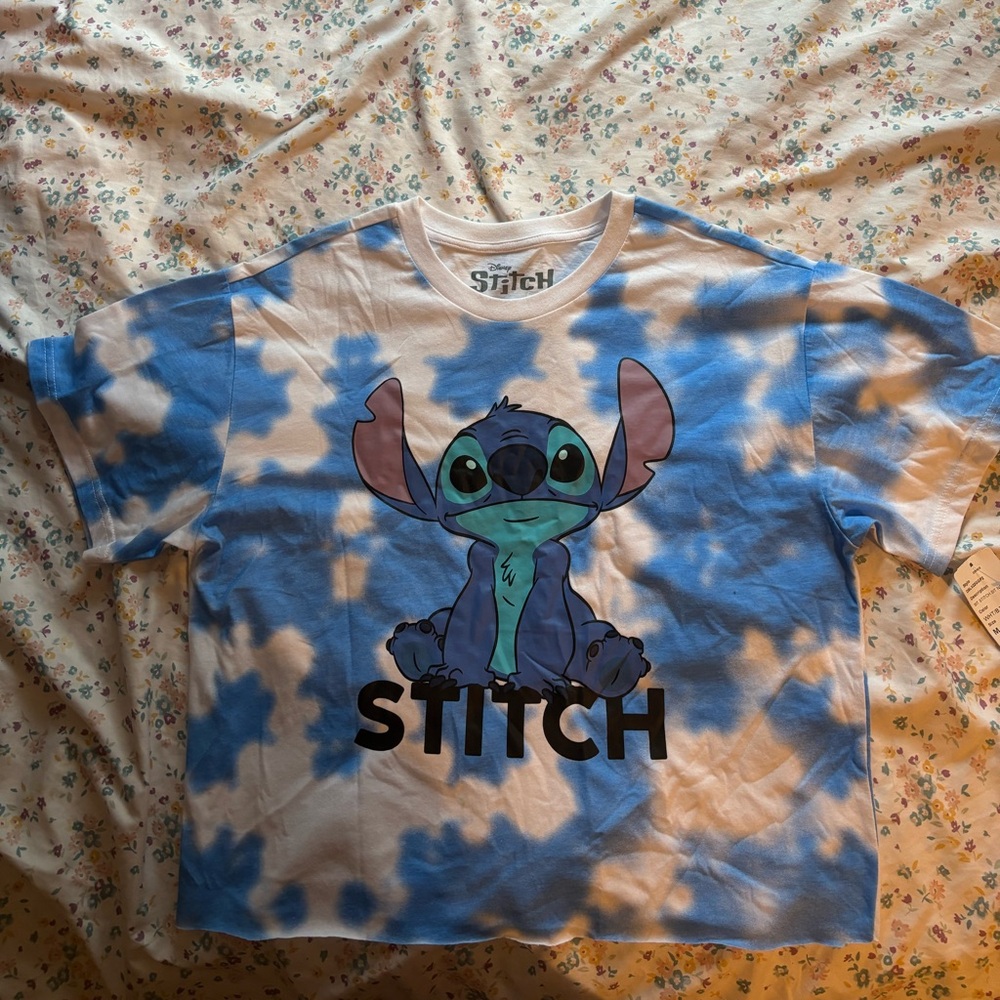 LILO AND STITCH CROPPED SHIRT